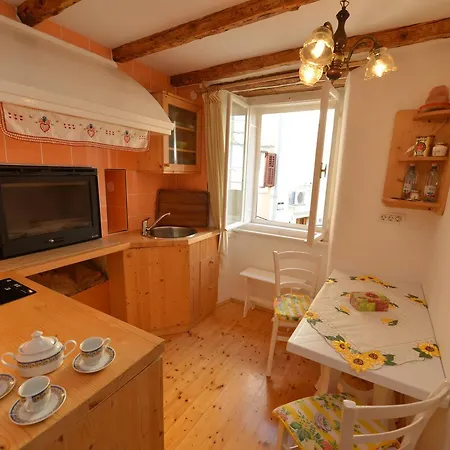 بيت ضيافة Maja بيران